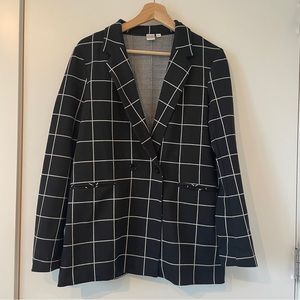 Checkered black and white oversized unstructured/slouchy blazer